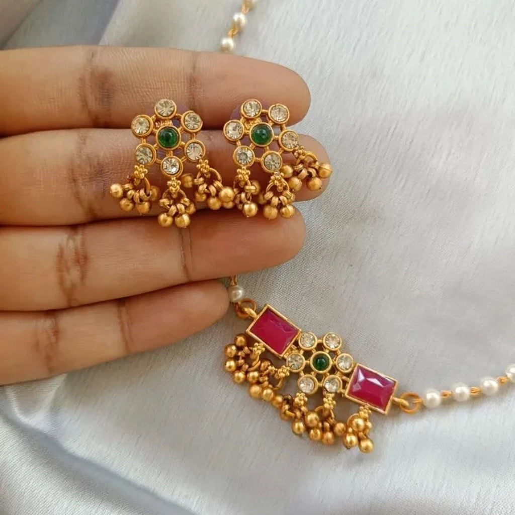 Ubricoon Brass Gold-plated Gold, Green, Maroon Jewel Set (Pack of 1)